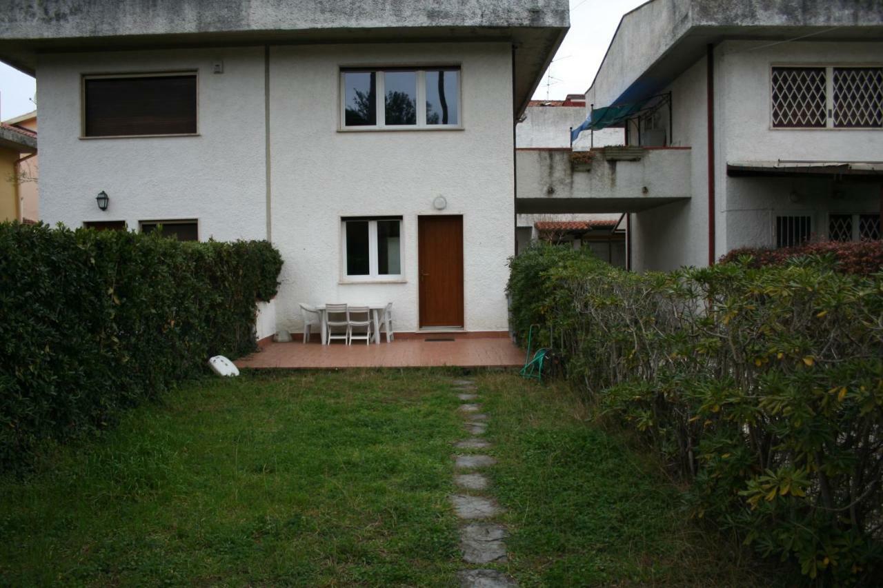 Casa Dado Villa Torre del Lago Puccini Exterior photo